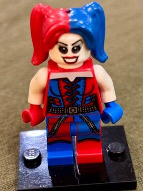 LEGO BATMAN II "Harley Quinn" minifigure sh0260 LIKE NEW!